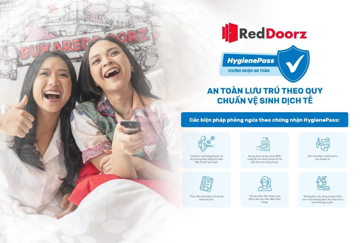 Reddoorz Marieline 2 Hotel Хошимін Екстер'єр фото