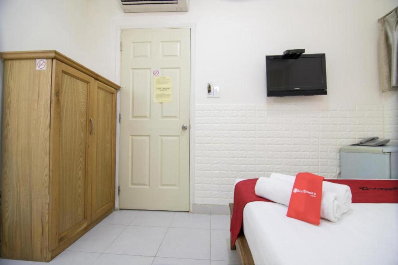 Reddoorz Marieline 2 Hotel Хошимін Екстер'єр фото